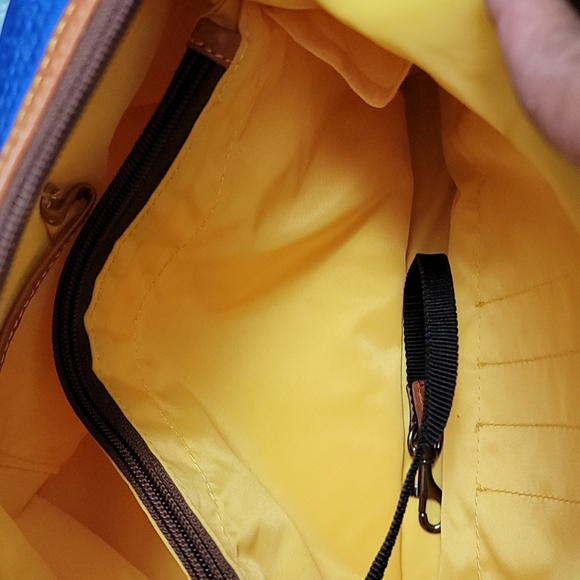 Ladies Handbag - Picture 7 of 9